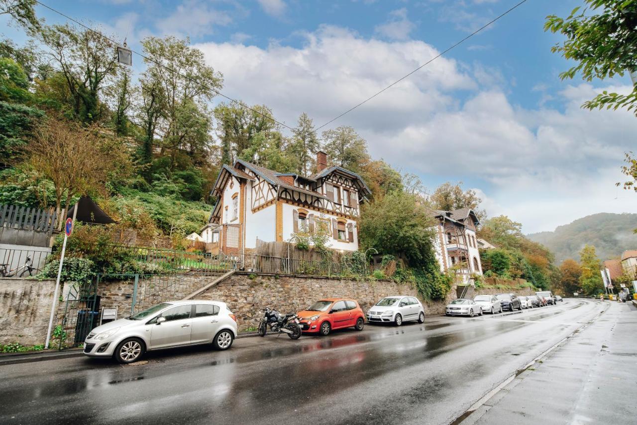 Bismarck Apt Mit Schoenem Balkon Bad Ems Exterior photo